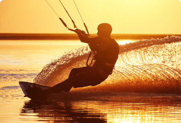 kitesurfer_o_zachodzie_slonca