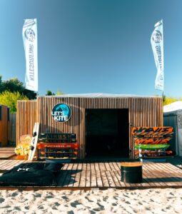 Lets-Kite-Polkolonie-deskowe